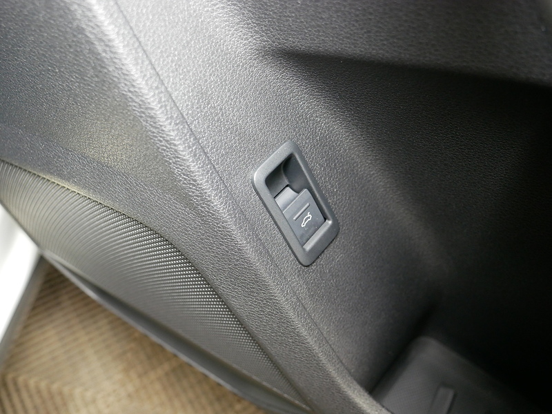 Audi Q3 TFSI CoD Black Edition - U4250