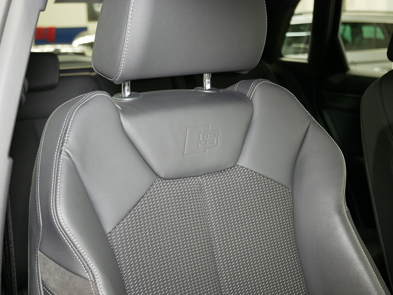 Audi Q3 TFSI CoD Black Edition - U4250