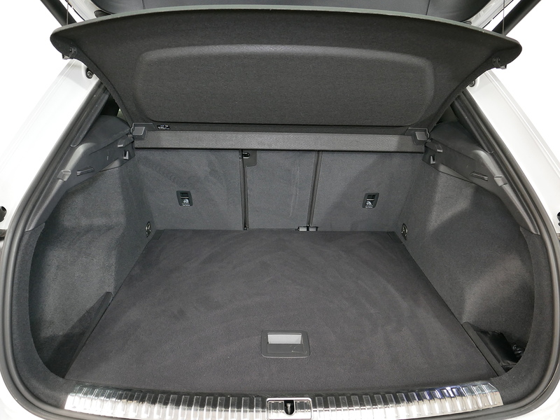 Audi Q3 TFSI CoD Black Edition - U4250