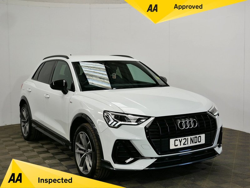 Audi Q3 TFSI CoD Black Edition - U4250