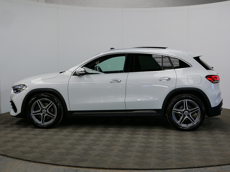 Mercedes-Benz GLA GLA180 AMG Line - U4255