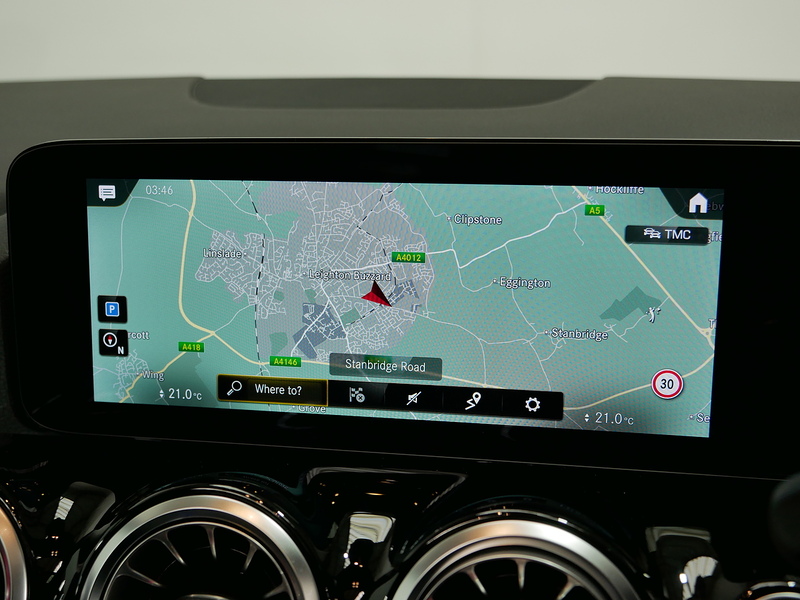 Mercedes-Benz GLA GLA180 AMG Line - U4255