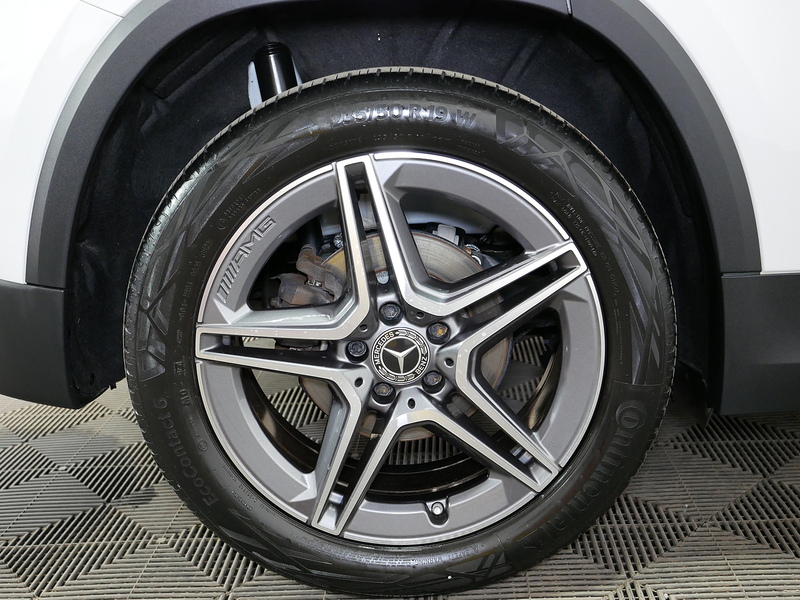 Mercedes-Benz GLA GLA180 AMG Line - U4255