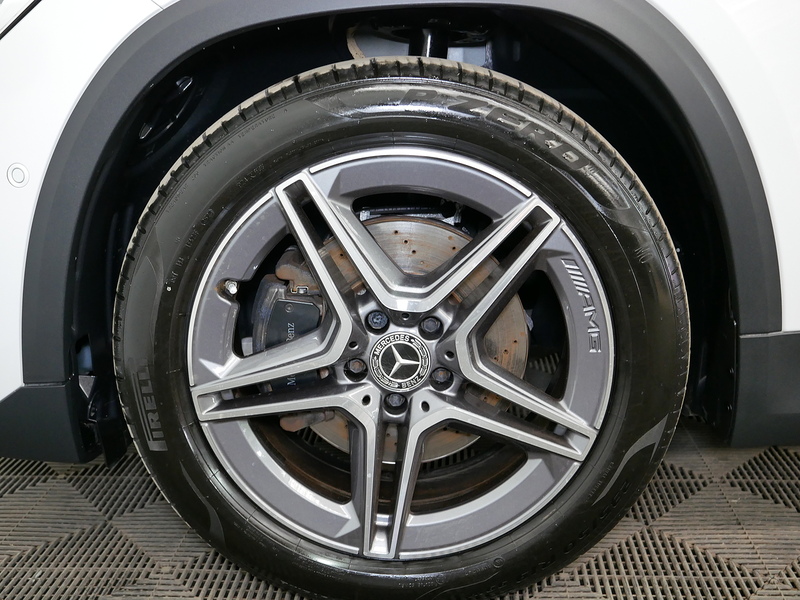 Mercedes-Benz GLA GLA180 AMG Line - U4255