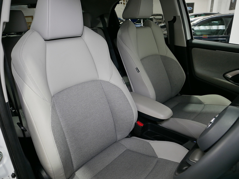 Toyota Yaris VVT-h Excel - U4261