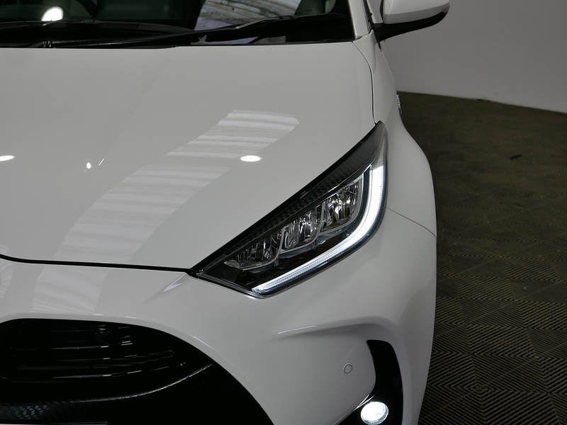 Toyota Yaris VVT-h Excel - U4261