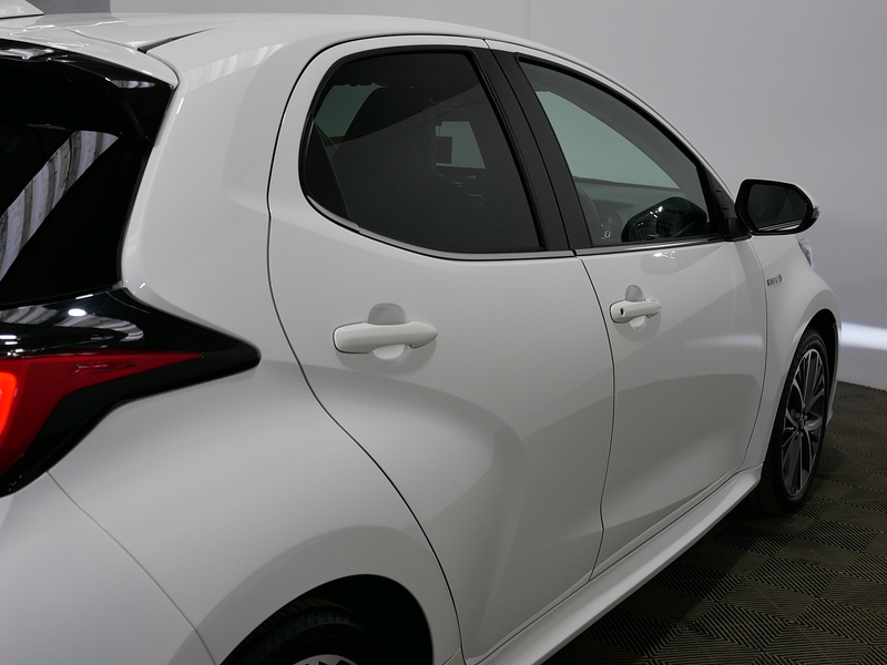Toyota Yaris VVT-h Excel - U4261