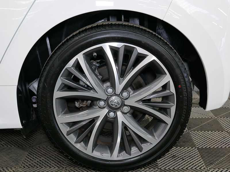 Toyota Yaris VVT-h Excel - U4261