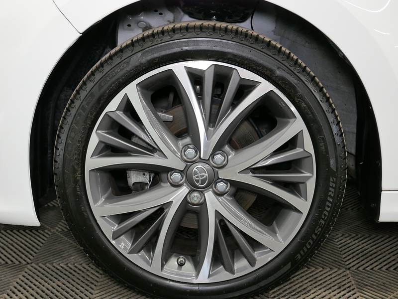 Toyota Yaris VVT-h Excel - U4261