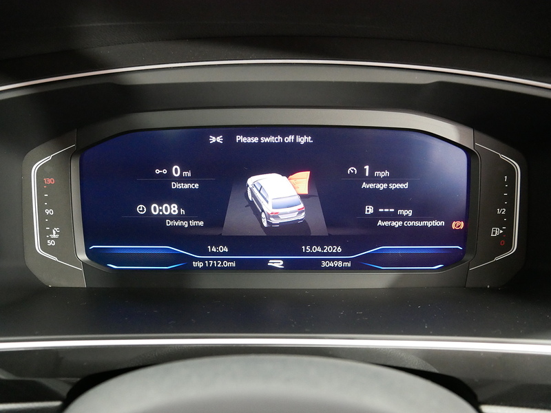 Volkswagen Tiguan TSI R-Line - U4270