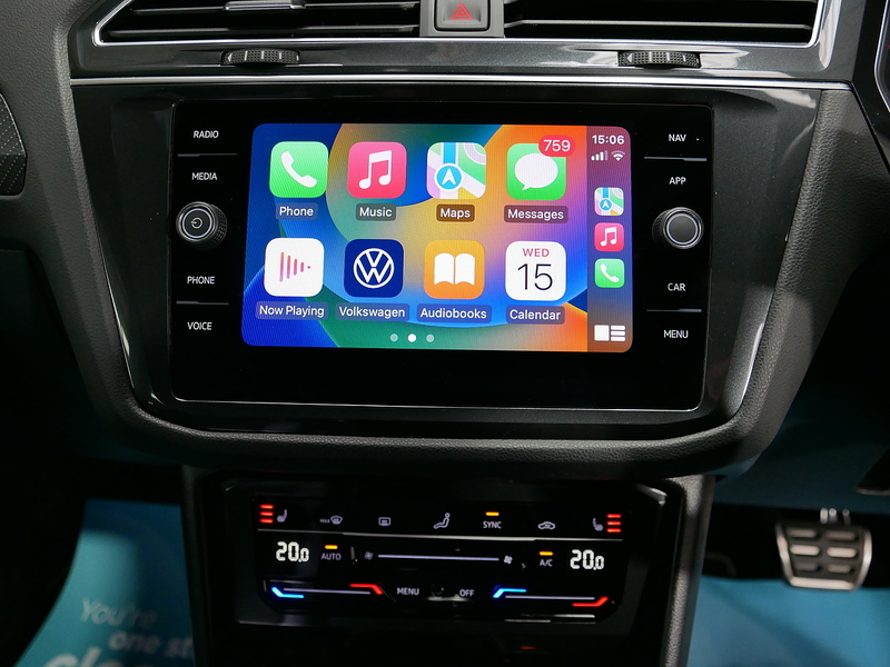 Volkswagen Tiguan TSI R-Line - U4270