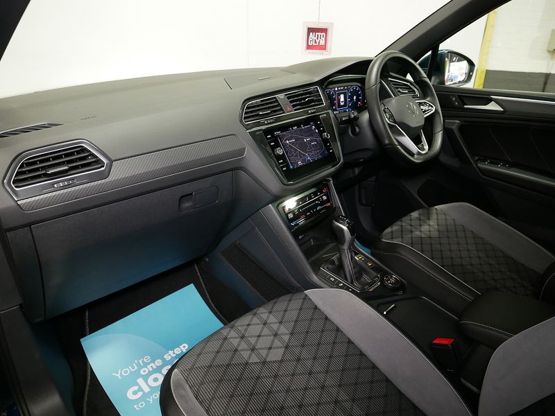 Volkswagen Tiguan TSI R-Line - U4270