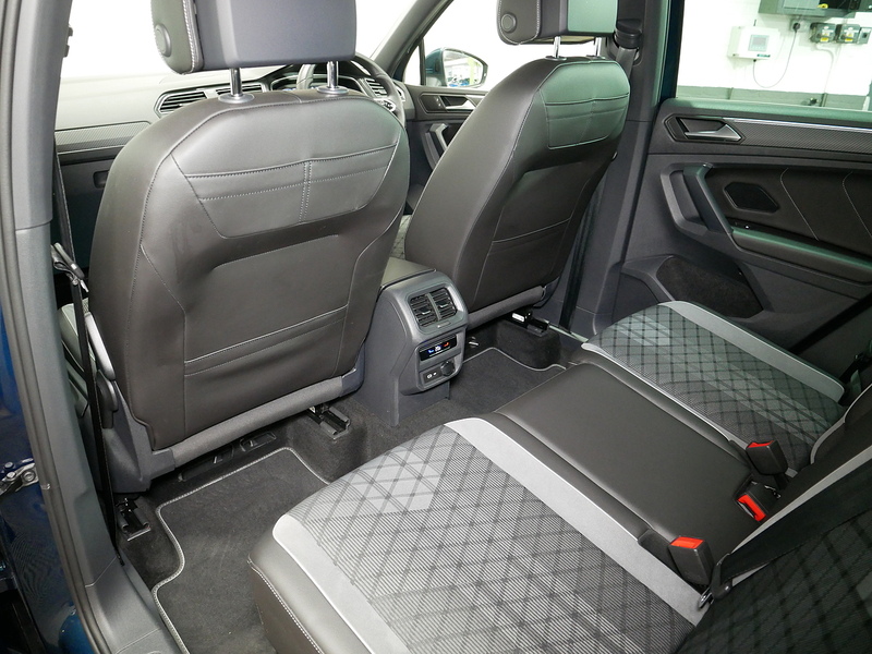 Volkswagen Tiguan TSI R-Line - U4270