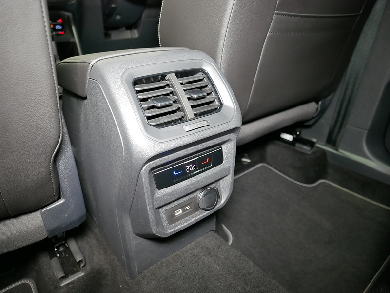 Volkswagen Tiguan TSI R-Line - U4270