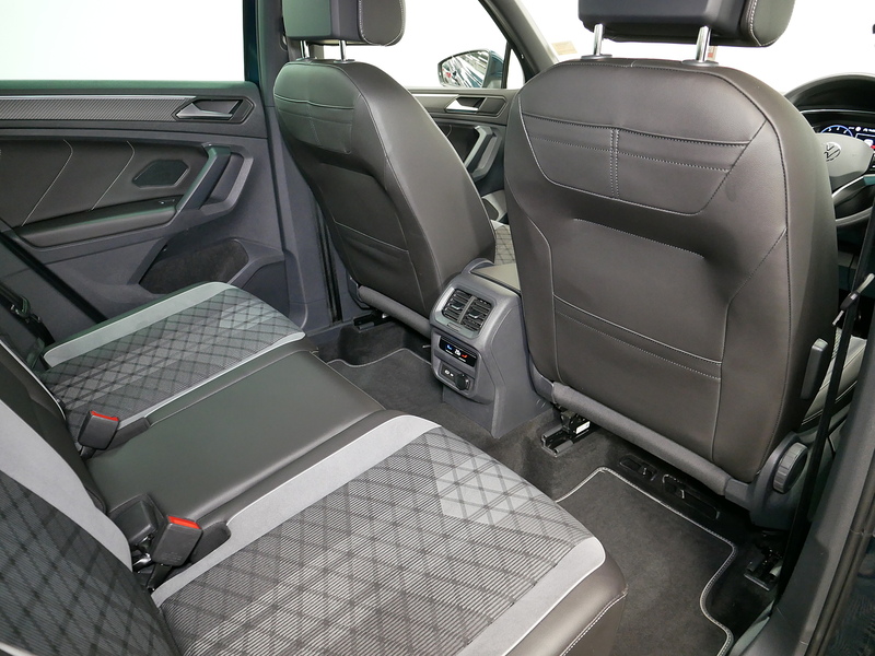 Volkswagen Tiguan TSI R-Line - U4270