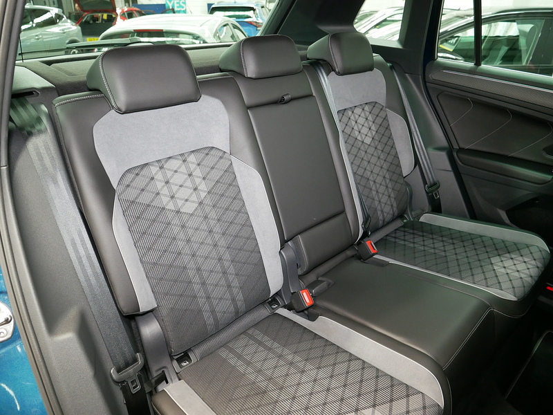 Volkswagen Tiguan TSI R-Line - U4270