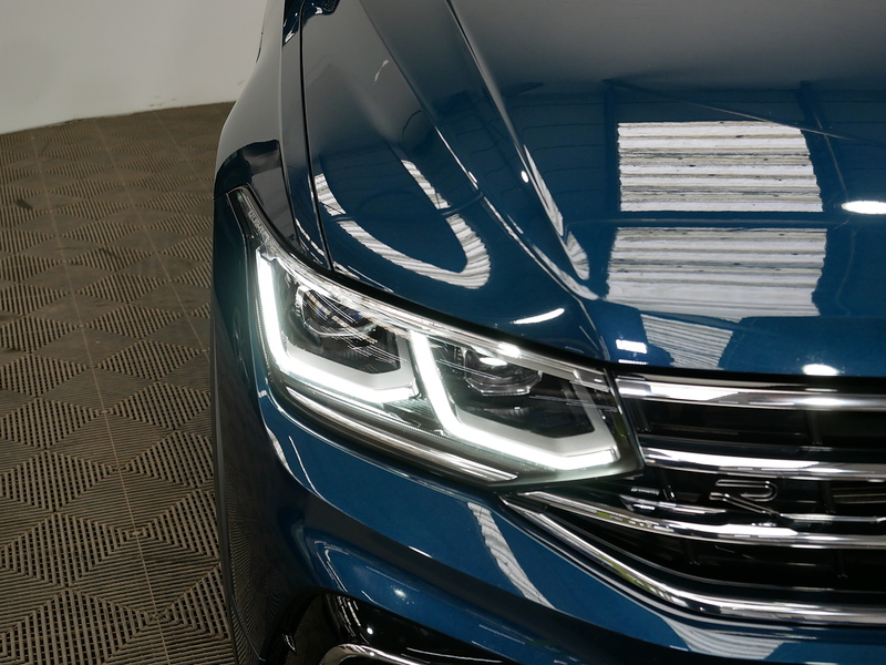 Volkswagen Tiguan TSI R-Line - U4270
