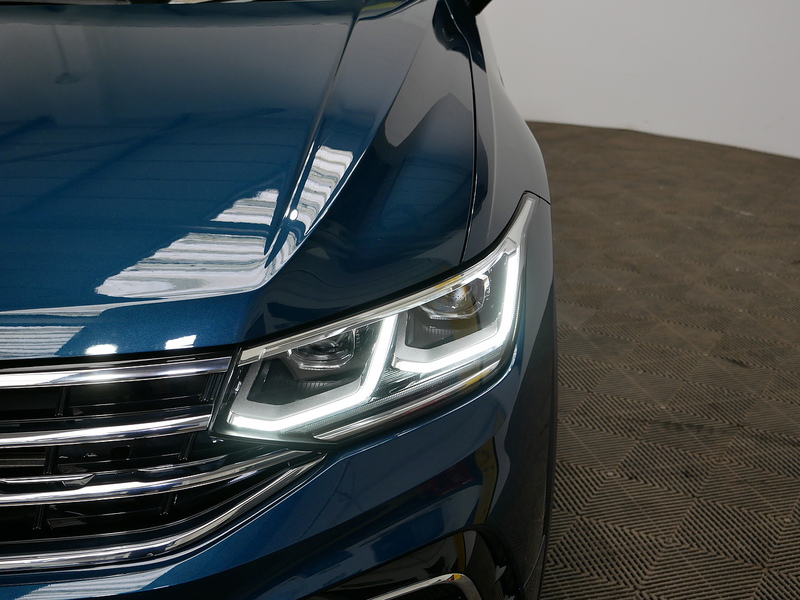 Volkswagen Tiguan TSI R-Line - U4270