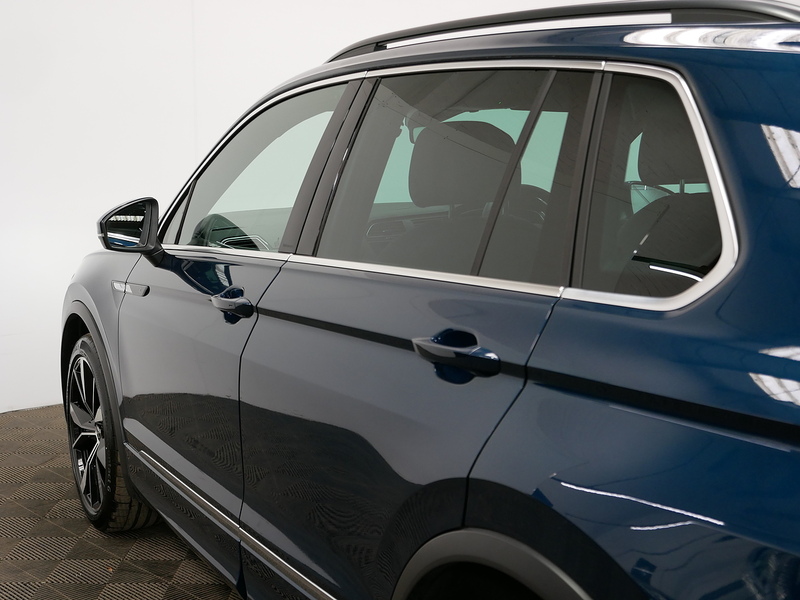 Volkswagen Tiguan TSI R-Line - U4270