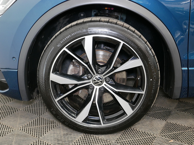 Volkswagen Tiguan TSI R-Line - U4270