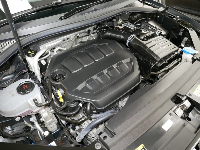 Volkswagen Tiguan TSI R-Line - U4270