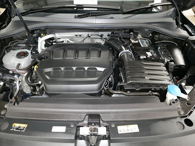 Volkswagen Tiguan TSI R-Line - U4270