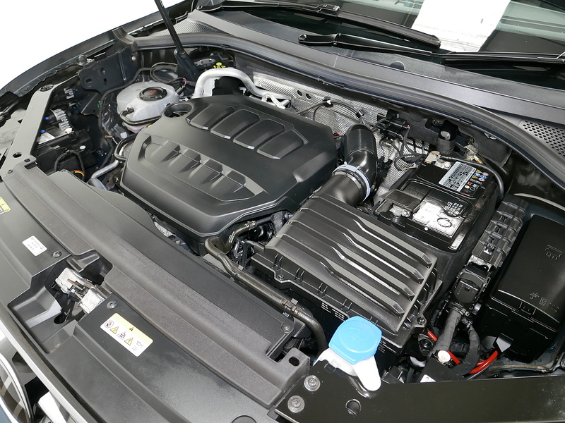 Volkswagen Tiguan TSI R-Line - U4270