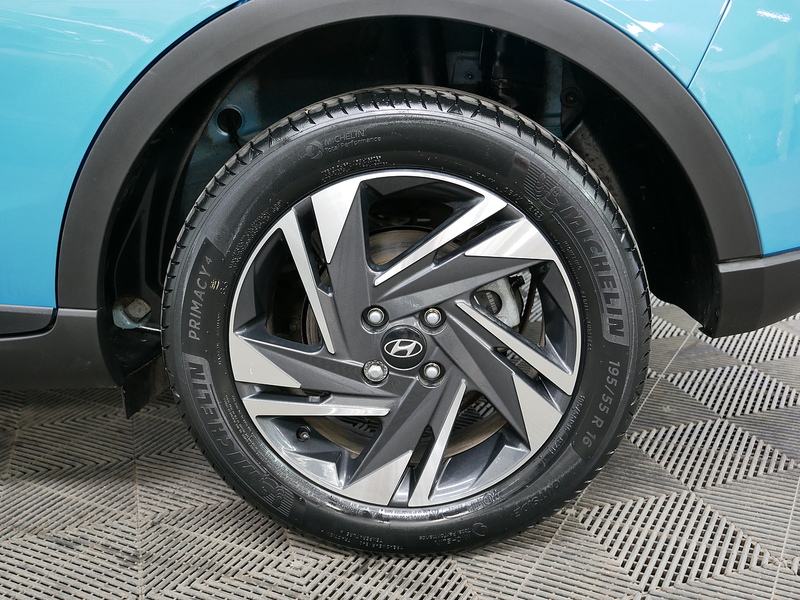 Hyundai BAYON T-GDi MHEV SE Connect - U4273