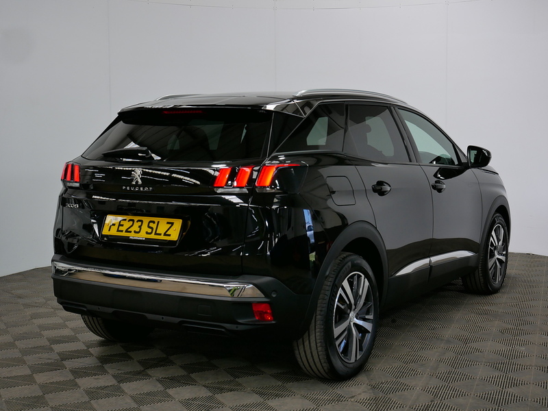 Peugeot 3008 BlueHDi Allure Premium + - U4279