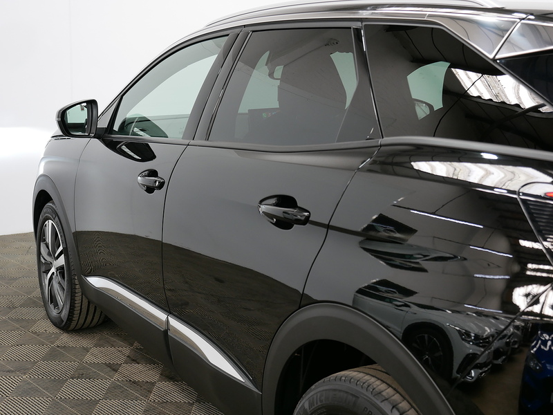 Peugeot 3008 BlueHDi Allure Premium + - U4279