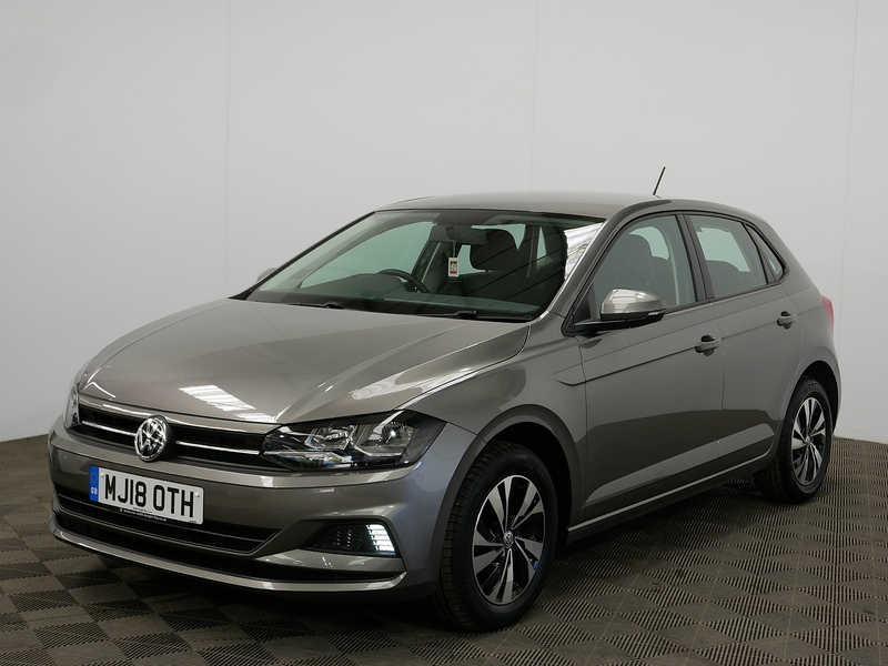 Volkswagen Polo SE - U4330