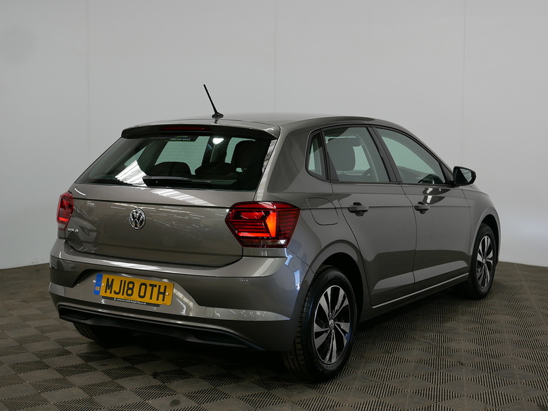 Volkswagen Polo SE - U4330