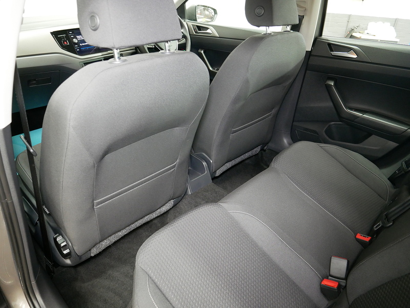 Volkswagen Polo SE - U4330