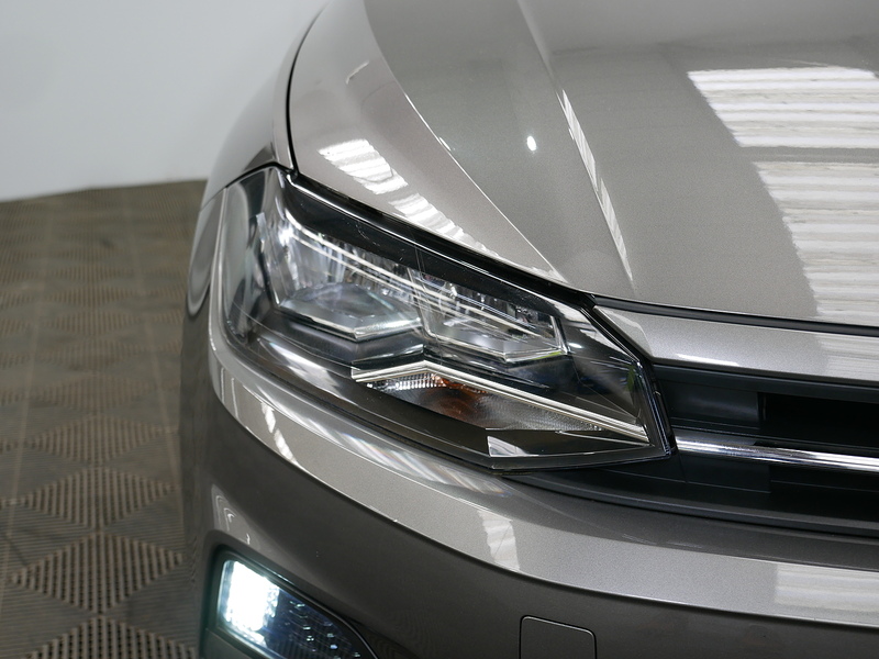 Volkswagen Polo SE - U4330