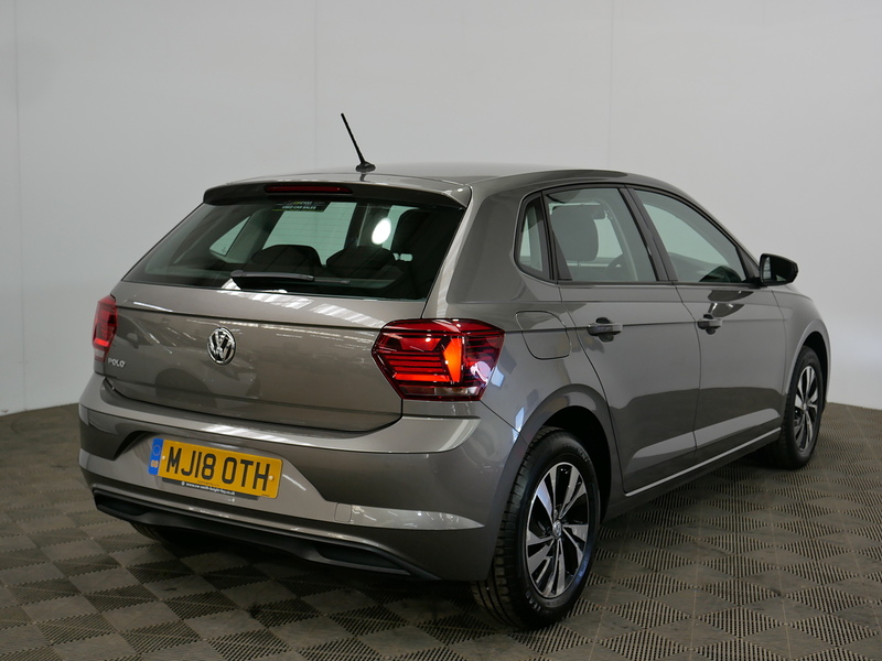 Volkswagen Polo SE - U4330