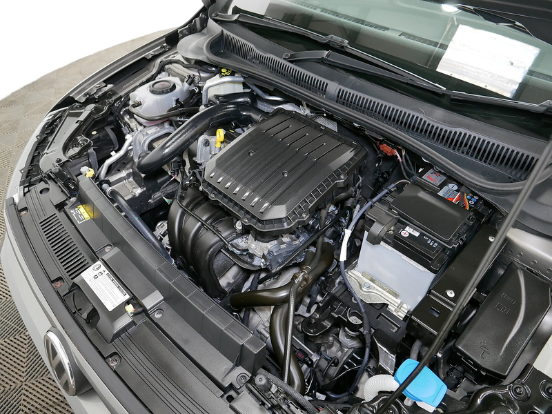 Volkswagen Polo SE - U4330