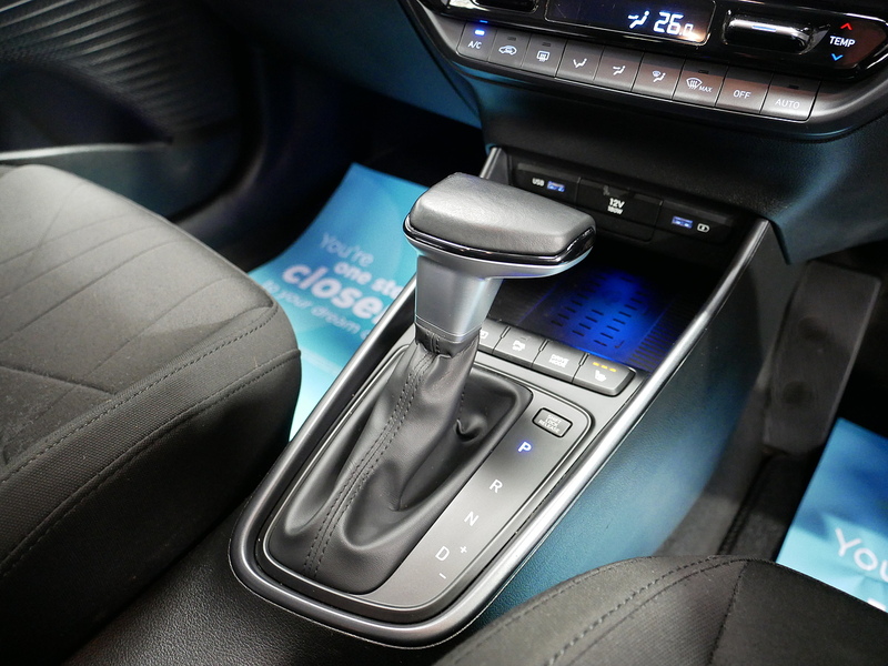 Hyundai BAYON T-GDi MHEV Premium - U4336