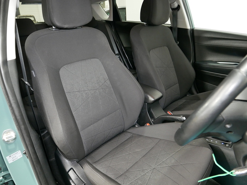 Hyundai BAYON T-GDi MHEV Premium - U4336