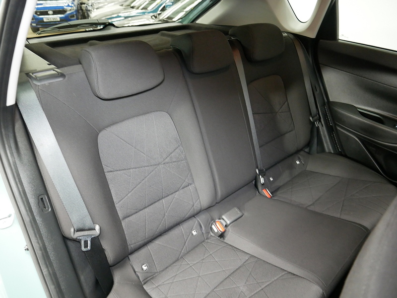 Hyundai BAYON T-GDi MHEV Premium - U4336