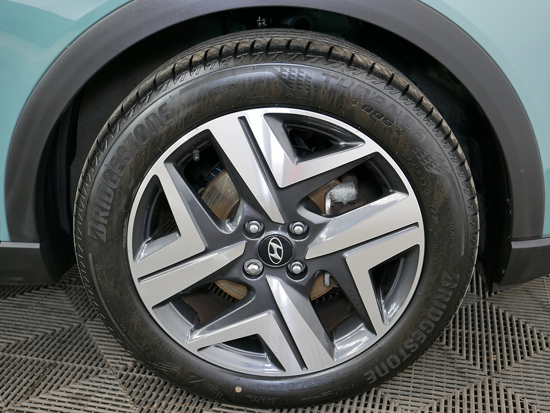 Hyundai BAYON T-GDi MHEV Premium - U4336
