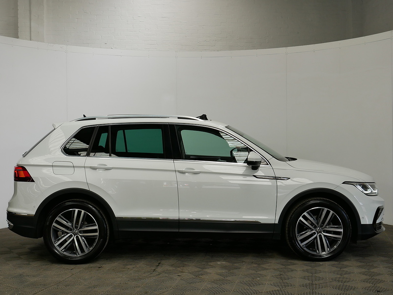 Volkswagen Tiguan TSI Elegance - U4363