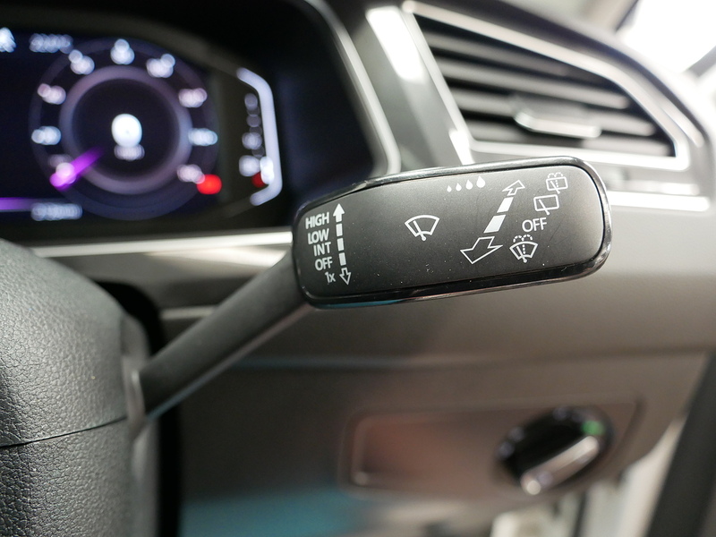 Volkswagen Tiguan TSI Elegance - U4363