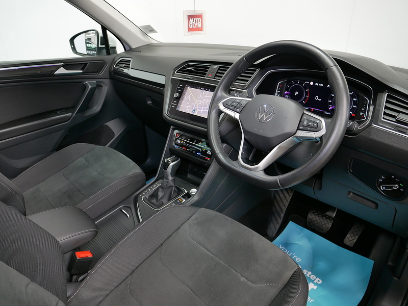 Volkswagen Tiguan TSI Elegance - U4363
