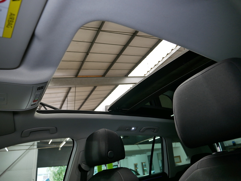 Volkswagen Tiguan TSI Elegance - U4363