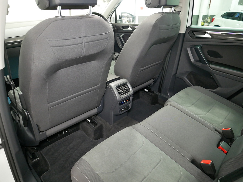 Volkswagen Tiguan TSI Elegance - U4363