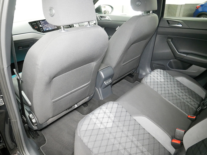 Volkswagen Taigo TSI R-Line - U4364