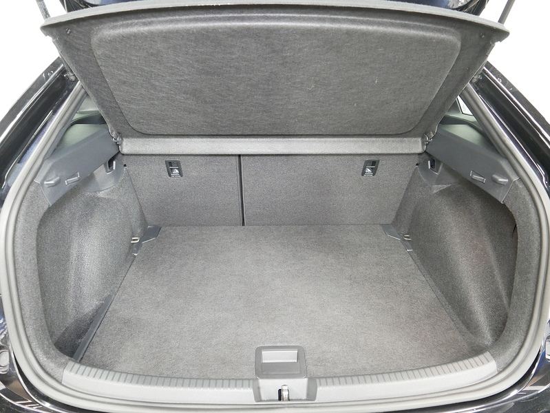 Volkswagen Taigo TSI R-Line - U4364