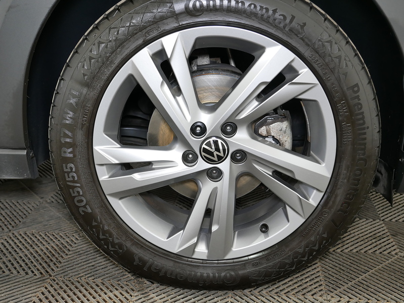 Volkswagen Taigo TSI R-Line - U4364