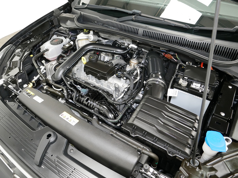 Volkswagen Taigo TSI R-Line - U4364