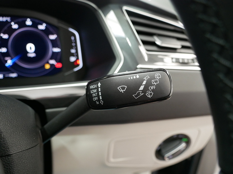 Volkswagen Tiguan TSI Elegance - U4370